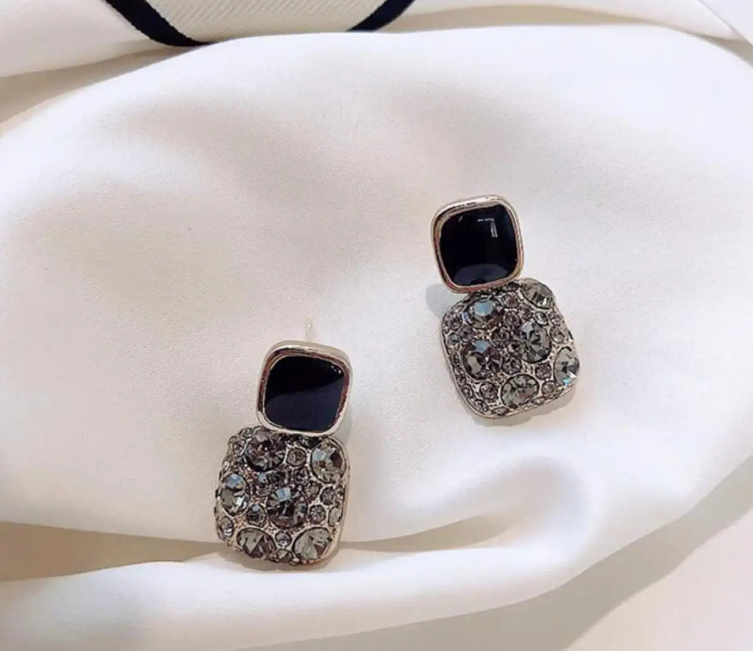 Vintage square earrings