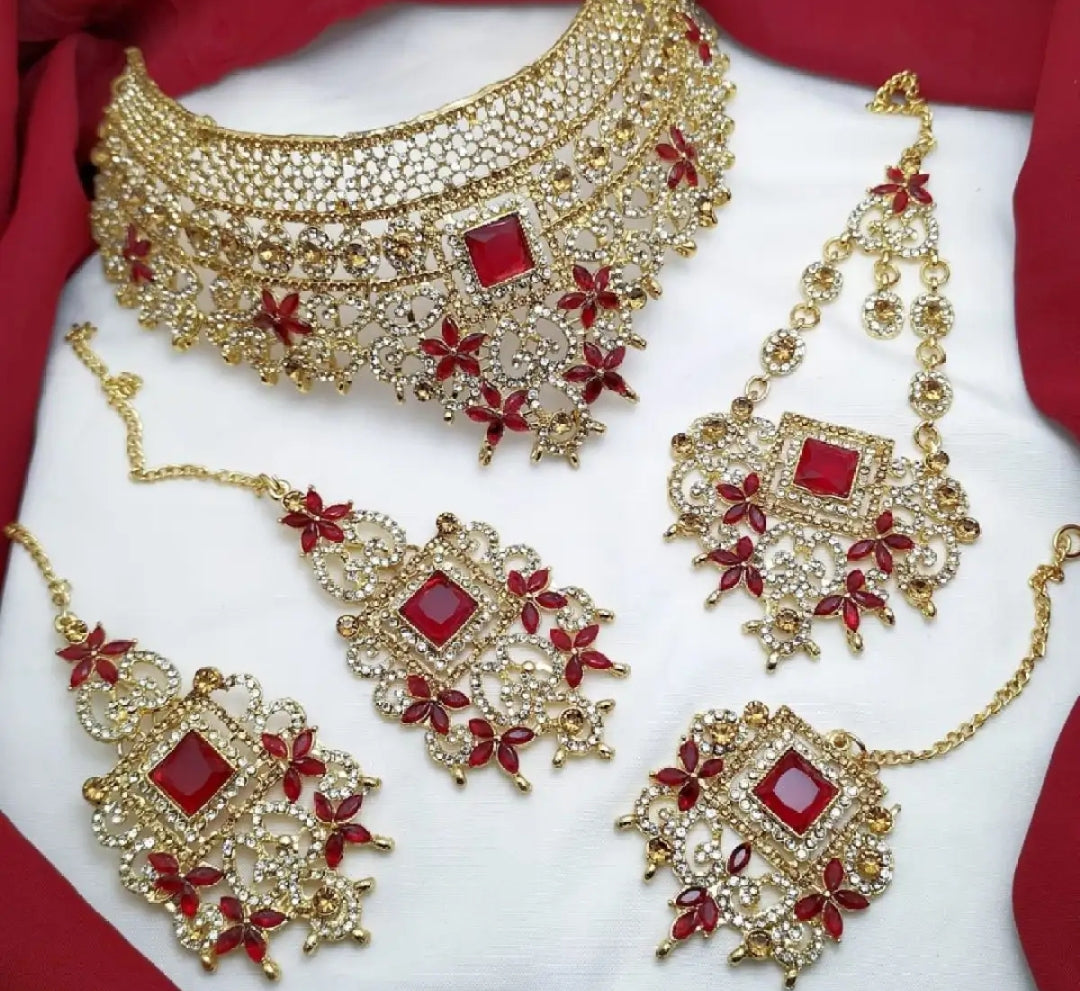 Bridal set with tikka & jhumar